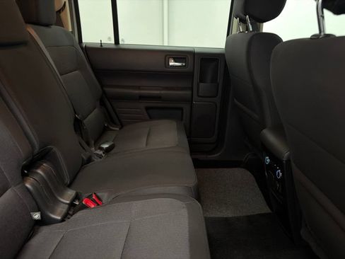 Used 2019 Ford Flex SE FWD image 28