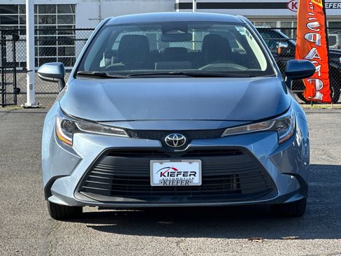Used 2024 Toyota Corolla LE image 9