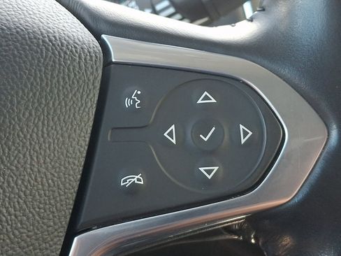 Used 2021 Chevrolet Traverse LT AWD/4WD image 23