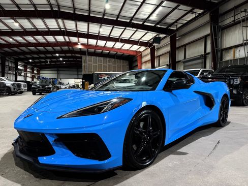 Used 2023 Chevrolet Corvette Stingray Preferred Cpe w/ Stealth Interior Trim Package RWD image 9