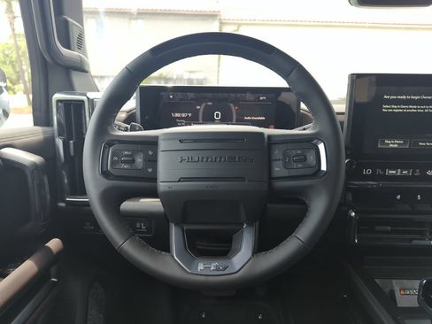 New 2026 GMC Hummer EV SUV AWD/4WD image 16