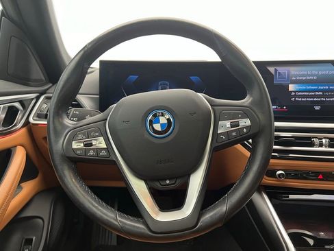 Certified 2023 BMW i4 eDrive35 image 17