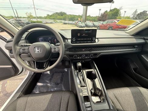 Used 2023 Honda Accord LX image 13