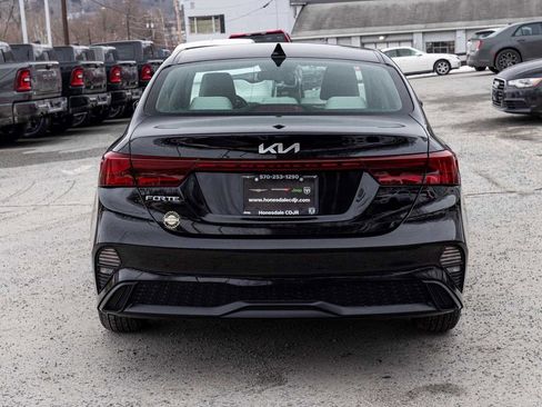 Used 2023 Kia Forte LXS image 5