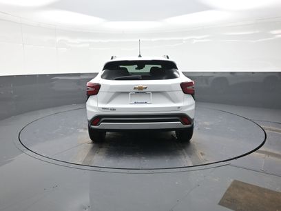 Used 2024 Chevrolet Trax LT w/ Driver Confidence Package