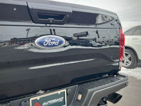 Used 2017 Ford F150 Raptor w/ Equipment Group 802A Luxury image 28