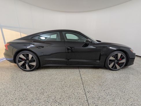 Used 2025 Audi S e-tron GT Premium Plus w/ 21" Wheel Package AWD/4WD image 4