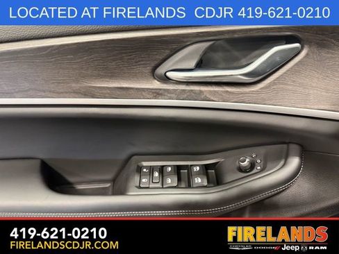 New 2026 Jeep Grand Cherokee Altitude AWD/4WD image 7