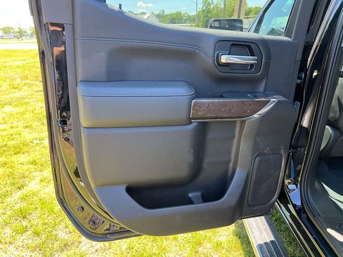 Used 2020 GMC Sierra 1500 Denali w/ Denali Ultimate Package AWD/4WD image 26