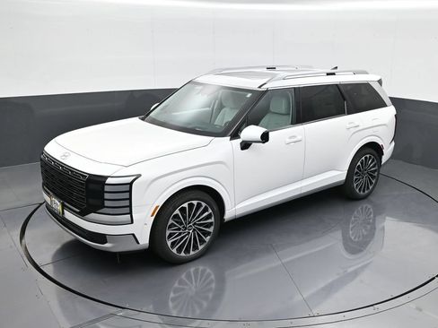 Used 2026 Hyundai Palisade Calligraphy AWD/4WD image 14