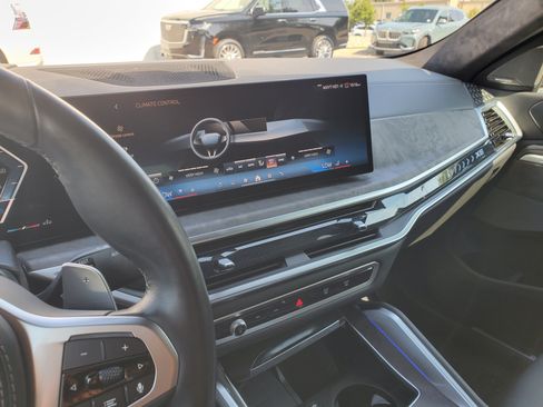 Used 2024 BMW X6 xDrive40i w/ Premium Package AWD/4WD image 12