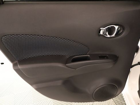 Used 2014 Nissan Versa Note SV w/ Sport Value Package FWD image 15