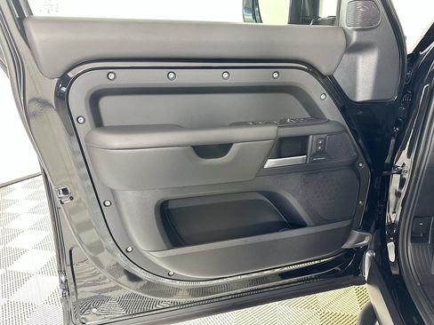 Certified 2026 Land Rover Defender 110 S AWD/4WD image 15