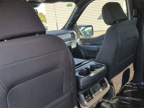 New 2025 Ford F150 XLT w/ Equipment Group 302A MID image 19