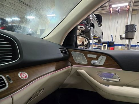 Used 2026 Mercedes-Benz GLE 450 4MATIC image 9