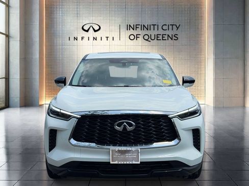 Used 2025 INFINITI QX60 Pure w/ Cargo Package AWD/4WD image 2