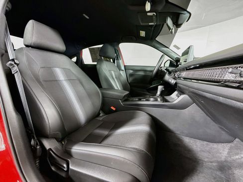 Used 2025 Honda Civic Sport image 33