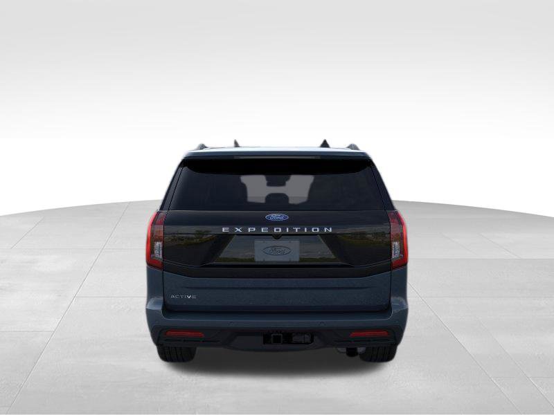 Used 2026 Ford Expedition Active AWD/4WD image 6