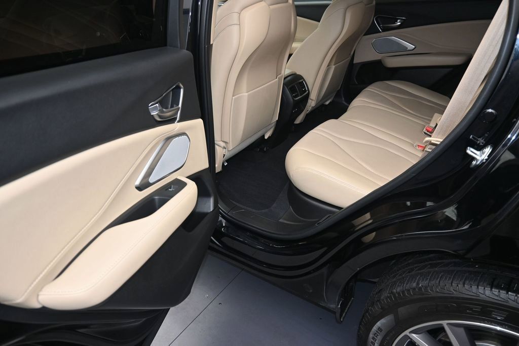Used 2022 Acura RDX w/ Technology Package FWD image 17