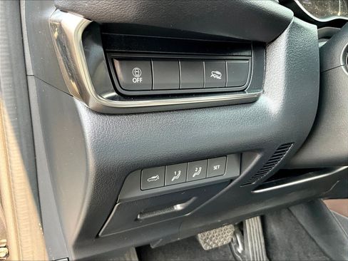 Used 2023 MAZDA CX-30 AWD 2.5 S w/ Premium Package image 37