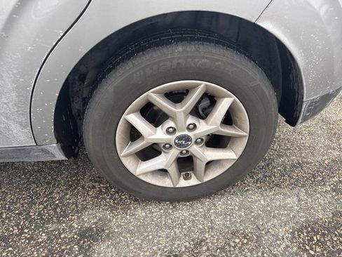 Used 2023 Kia Soul LX w/ LX Technology Package image 6