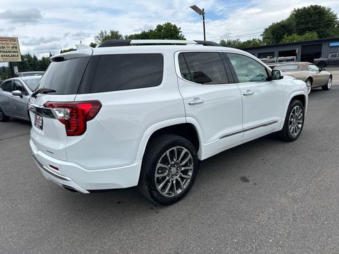 Used 2023 GMC Acadia Denali AWD/4WD image 4