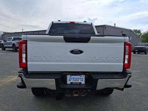 Used 2024 Ford F350 XLT AWD/4WD image 5