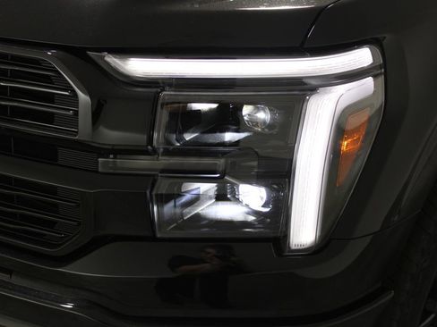 New 2025 Ford F150 Platinum w/ Equipment Group 702A High image 57