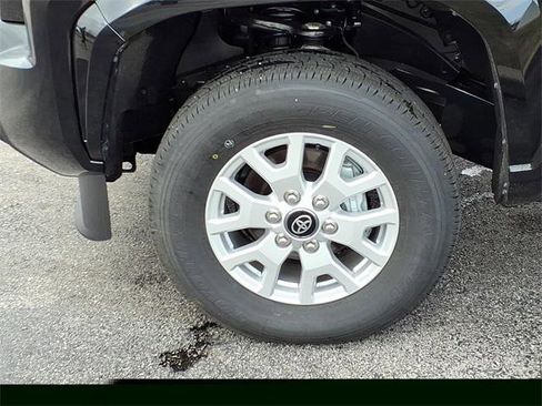 Certified 2026 Toyota Tacoma SR5 image 22