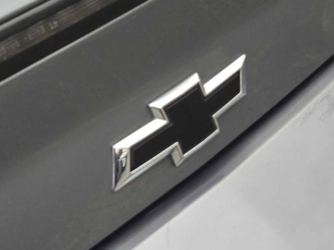 Used 2021 Chevrolet Camaro LT w/ RS Package image 10