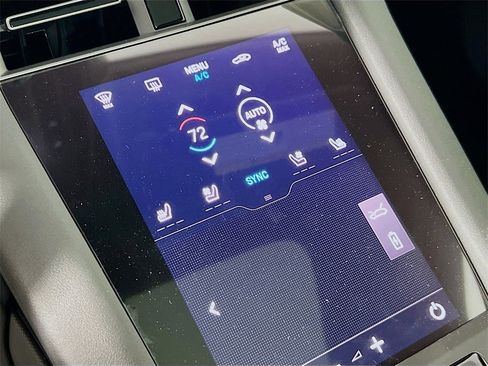 New 2025 Porsche Taycan image 18