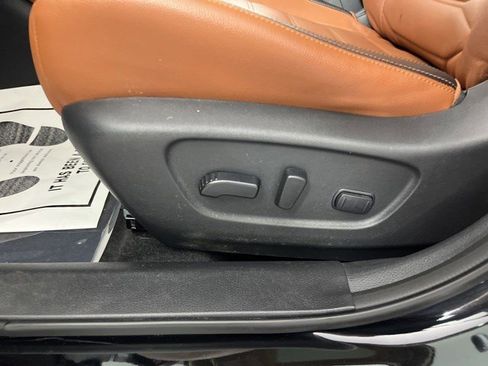 Used 2019 Nissan Rogue SL w/ Premium Package FWD image 28
