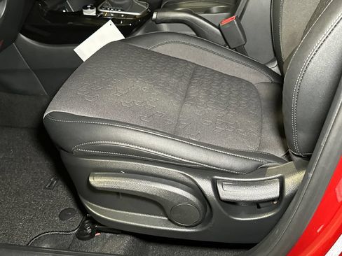 New 2026 Kia Seltos S AWD/4WD image 19