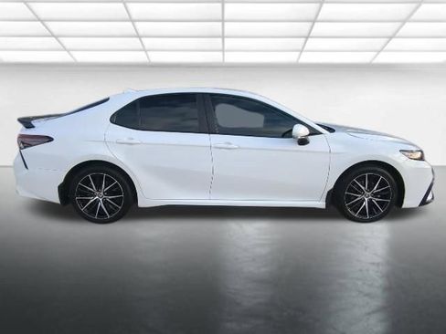 Used 2023 Toyota Camry SE FWD image 27