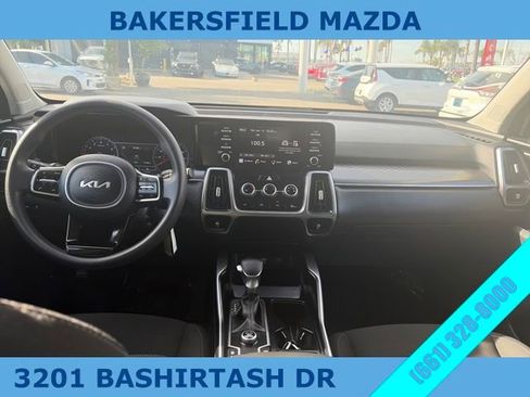 Used 2023 Kia Sorento LX image 12