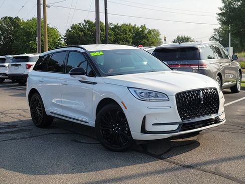 Certified 2024 Lincoln Corsair Reserve w/ Equipment Group 201A AWD/4WD image 34