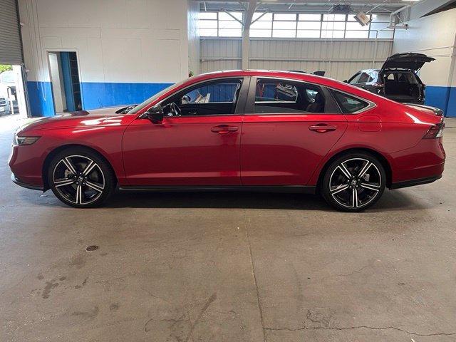 Used 2023 Honda Accord Sport image 6