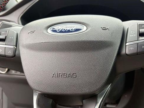 Used 2025 Ford Escape ST-Line AWD/4WD image 29