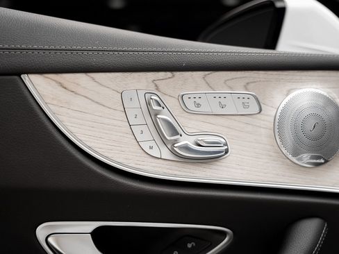 Used 2019 Mercedes-Benz E 450 4MATIC Cabriolet image 59