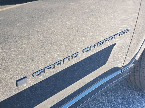 New 2026 Jeep Grand Cherokee L Limited AWD/4WD image 7