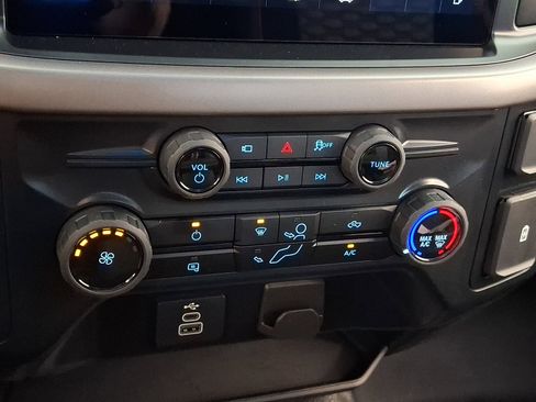 Used 2025 Ford F150 XL AWD/4WD image 12