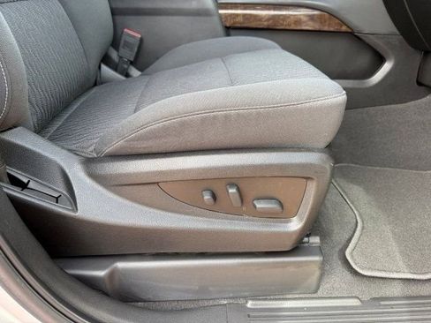 Used 2019 Chevrolet Tahoe LS image 23