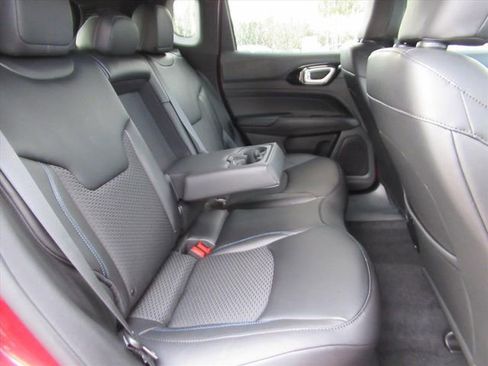 New 2026 Jeep Compass Latitude AWD/4WD image 27