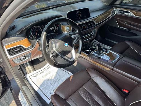 Used 2016 BMW 750i xDrive AWD/4WD image 11