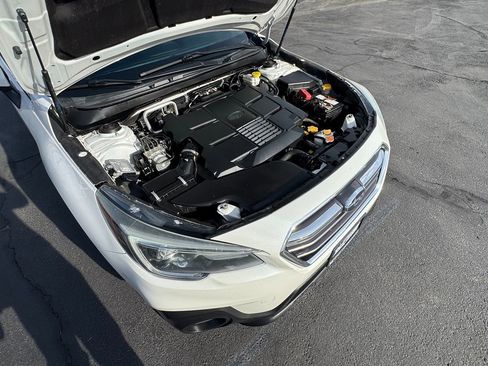 Used 2019 Subaru Outback 3.6R Limited w/ Popular Package #2 AWD/4WD image 32