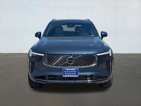 New 2026 Volvo XC90 T8 Plus w/ Protection Package AWD/4WD image 4