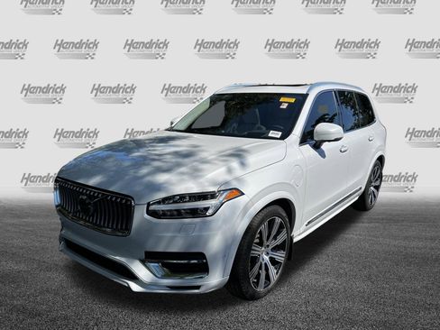 Used 2021 Volvo XC90 T8 Inscription w/ Protection Package AWD/4WD image 5