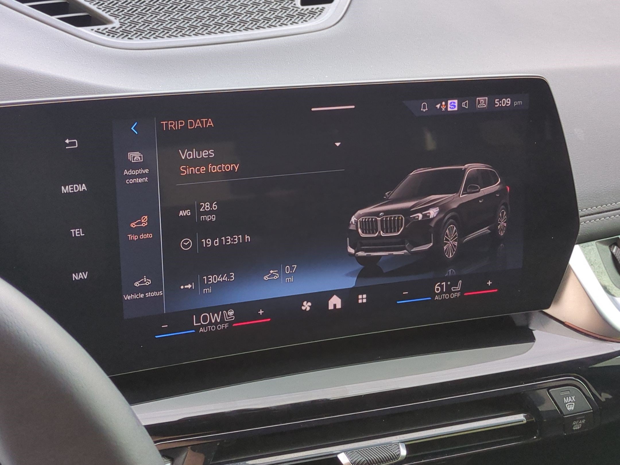 Certified 2025 BMW X1 xDrive28i w/ Premium Package AWD/4WD image 22