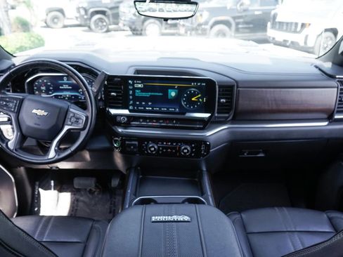 Used 2024 Chevrolet Silverado 3500 High Country w/ High Country Premium Package AWD/4WD image 30