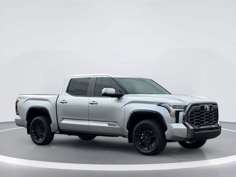 Used 2026 Toyota Tundra Platinum w/ TRD Off-Road Package AWD/4WD image 9